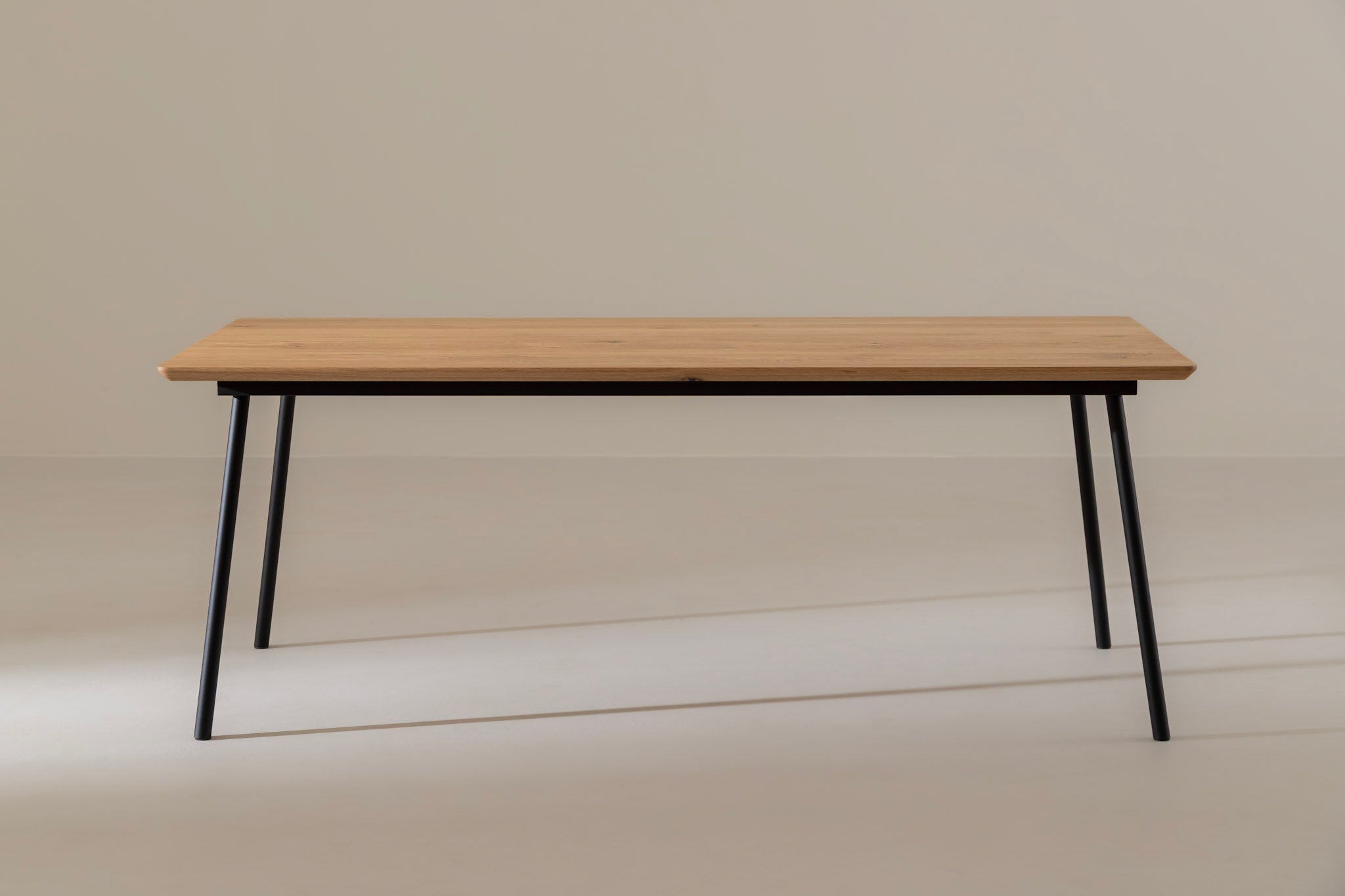 MARTA Table à manger en Chêne 