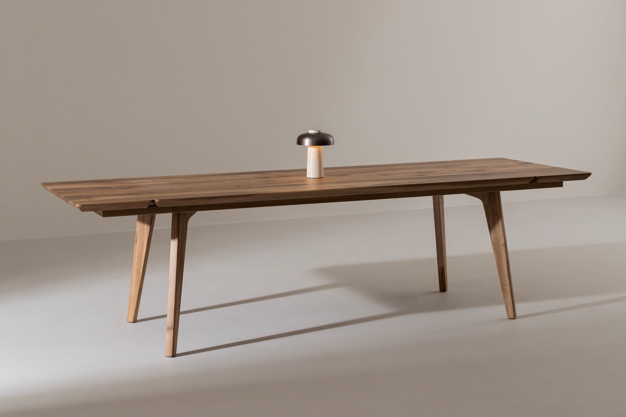 AMBER Table à manger extensible en Noyer