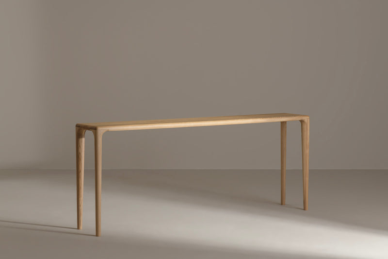 LÜNA Table Console 