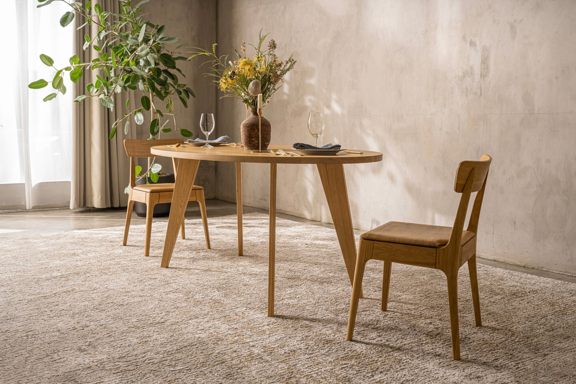 AMBER Oval | Table à manger image 3