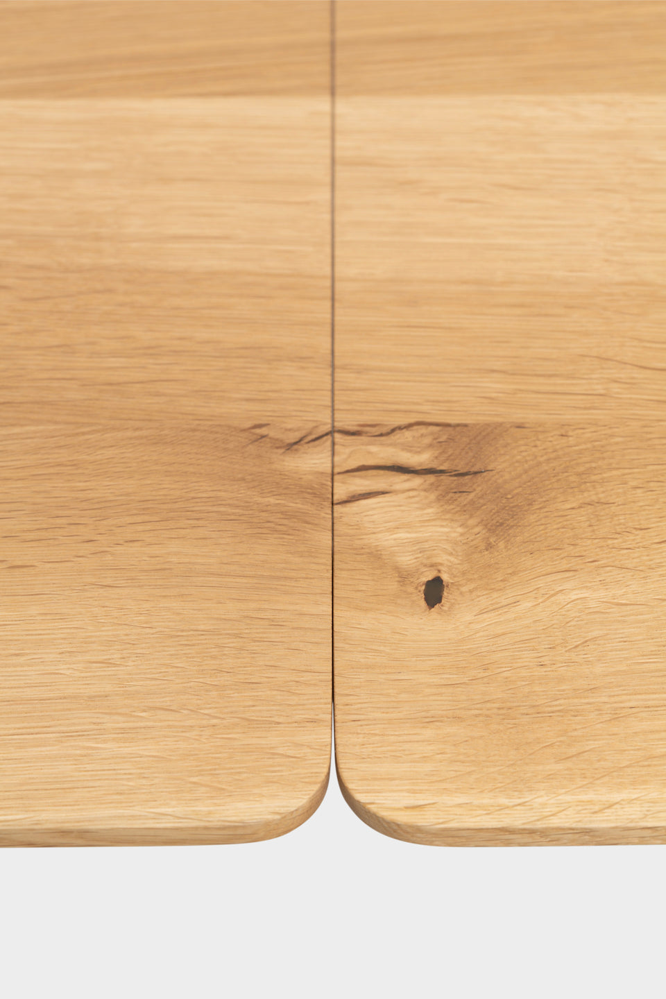 Extension leaves slide in seamlessly with no fixings needed.