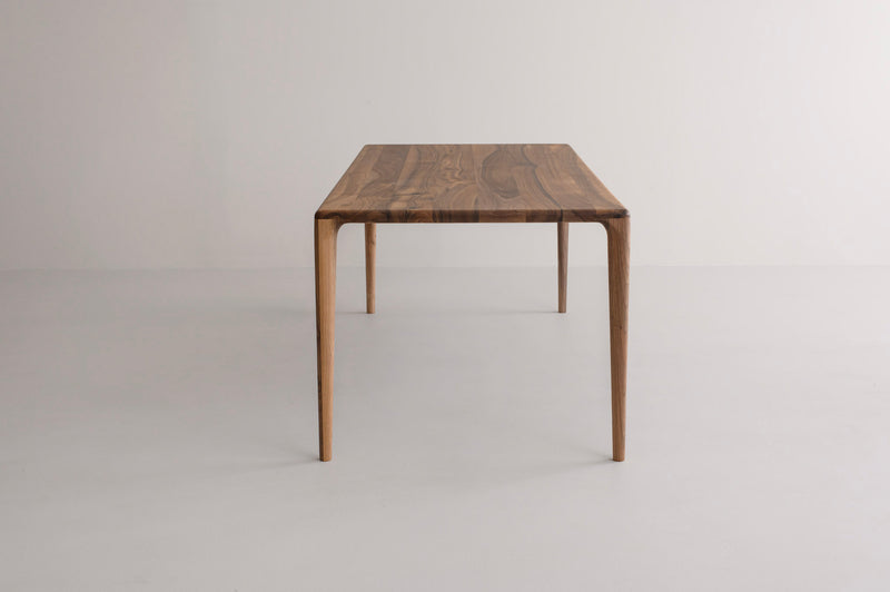 LÜNA | Eettafel