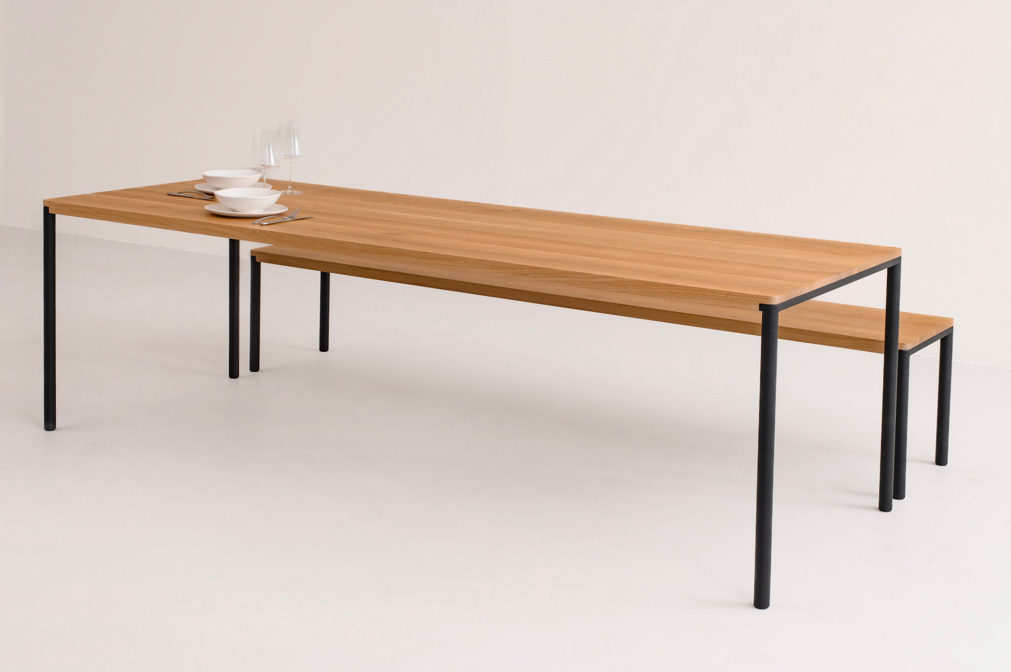 FRANKIE | Eikenhouten tafel
