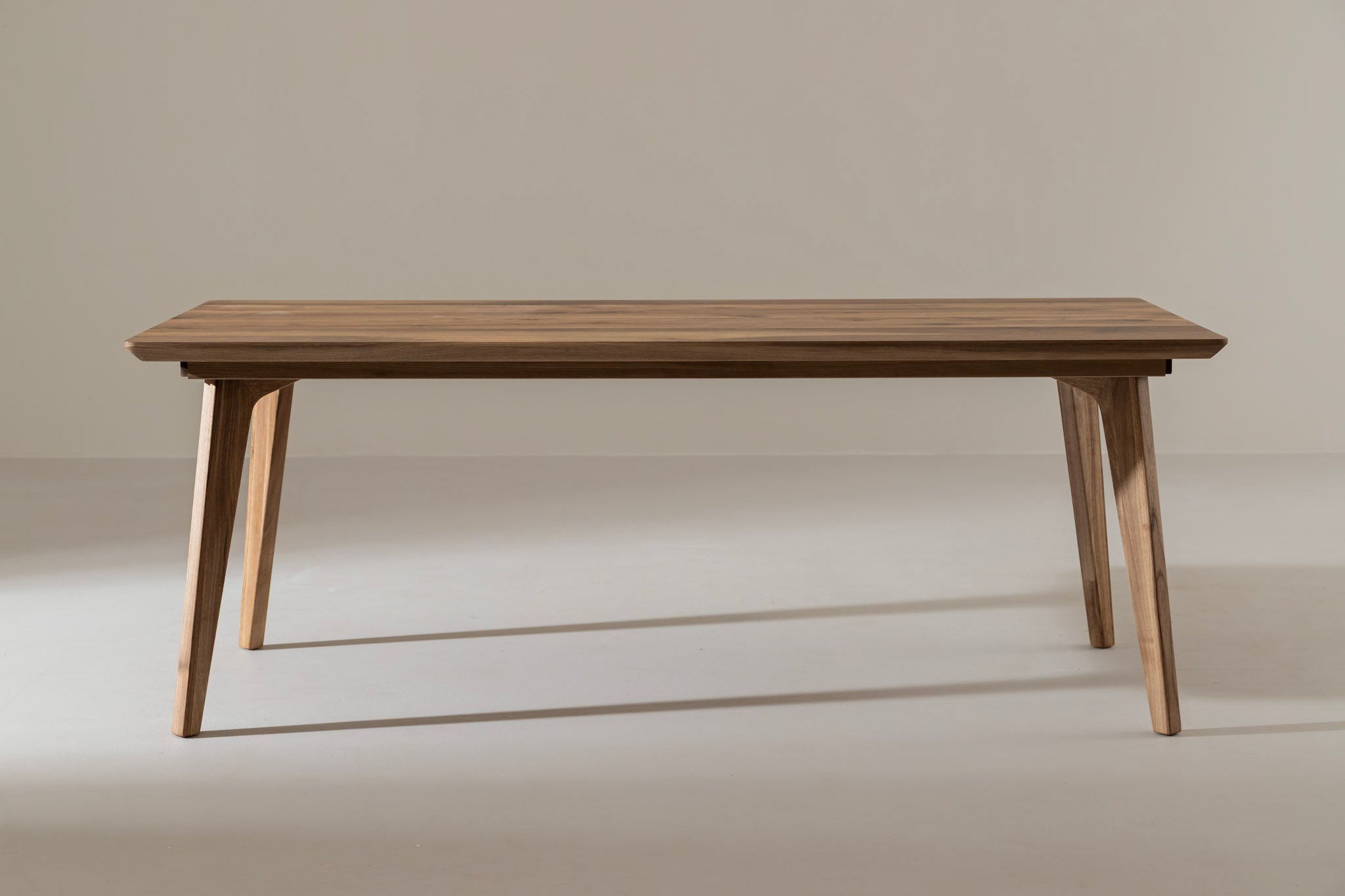 AMBER Table à manger extensible en Noyer