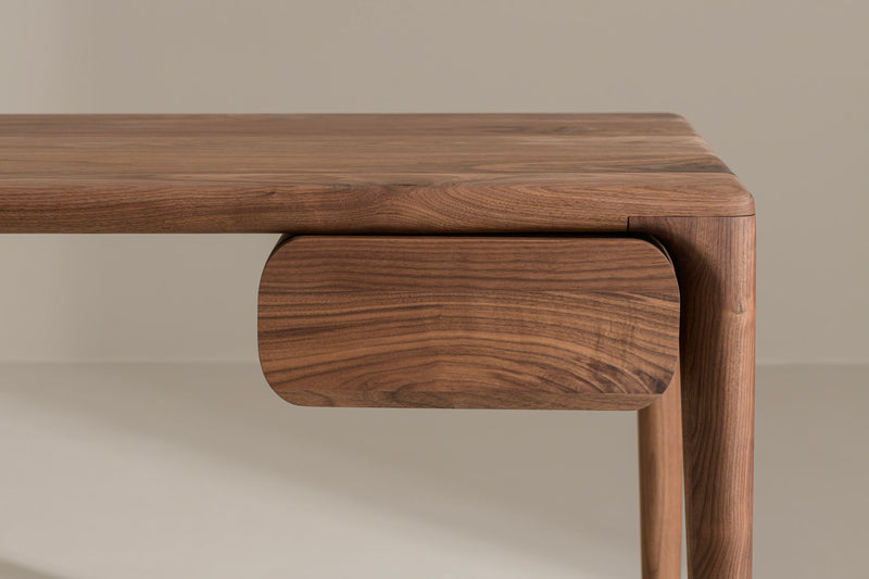 LÜNA Bureau