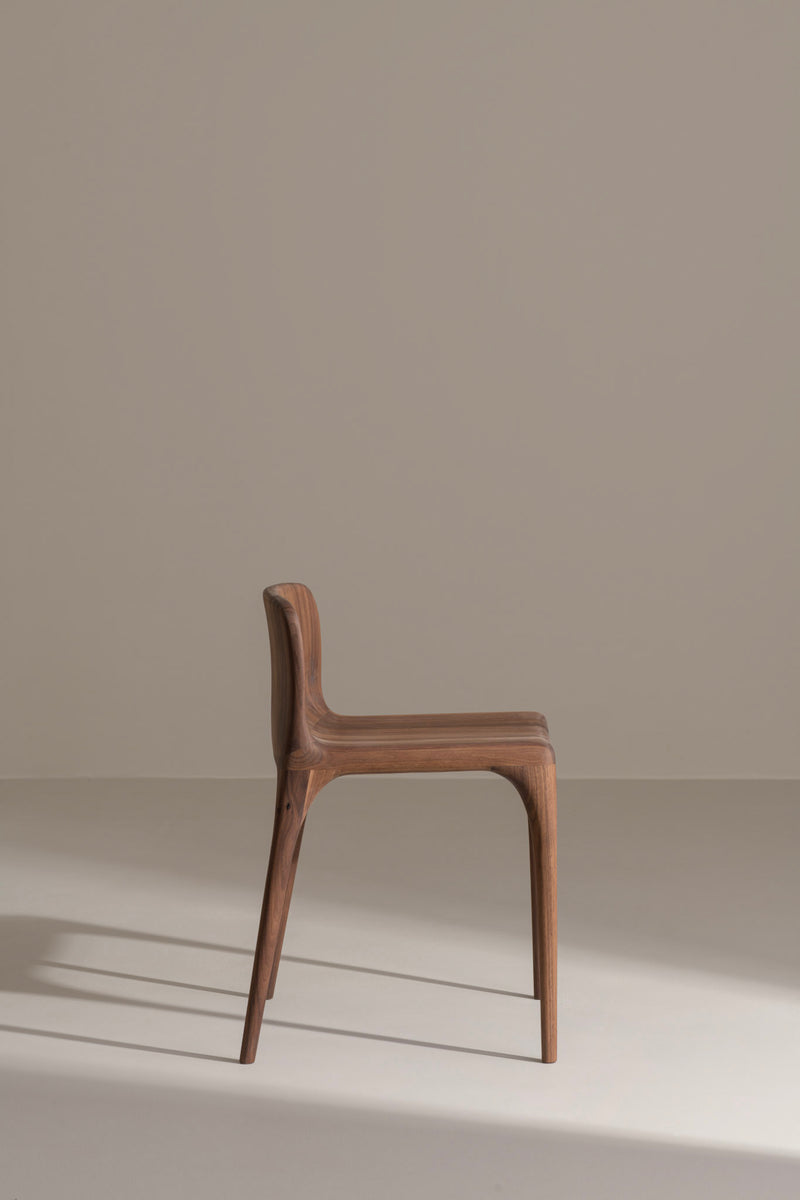 LÜNA Chaise basse 