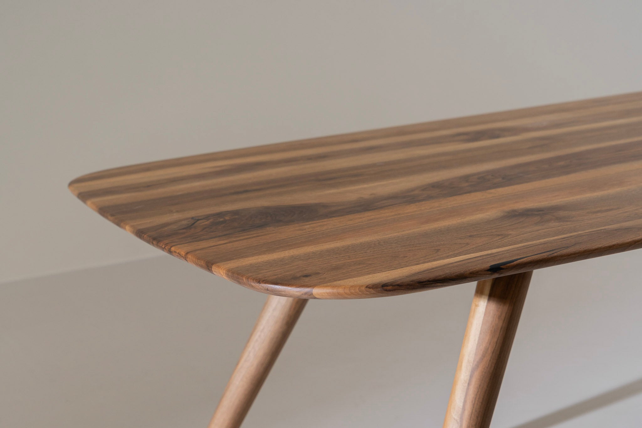 TAVI | Dining Table image 63