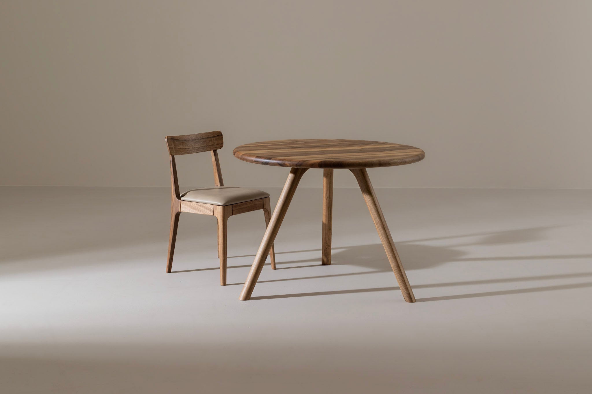 ARLEN Runder Esstisch image 33