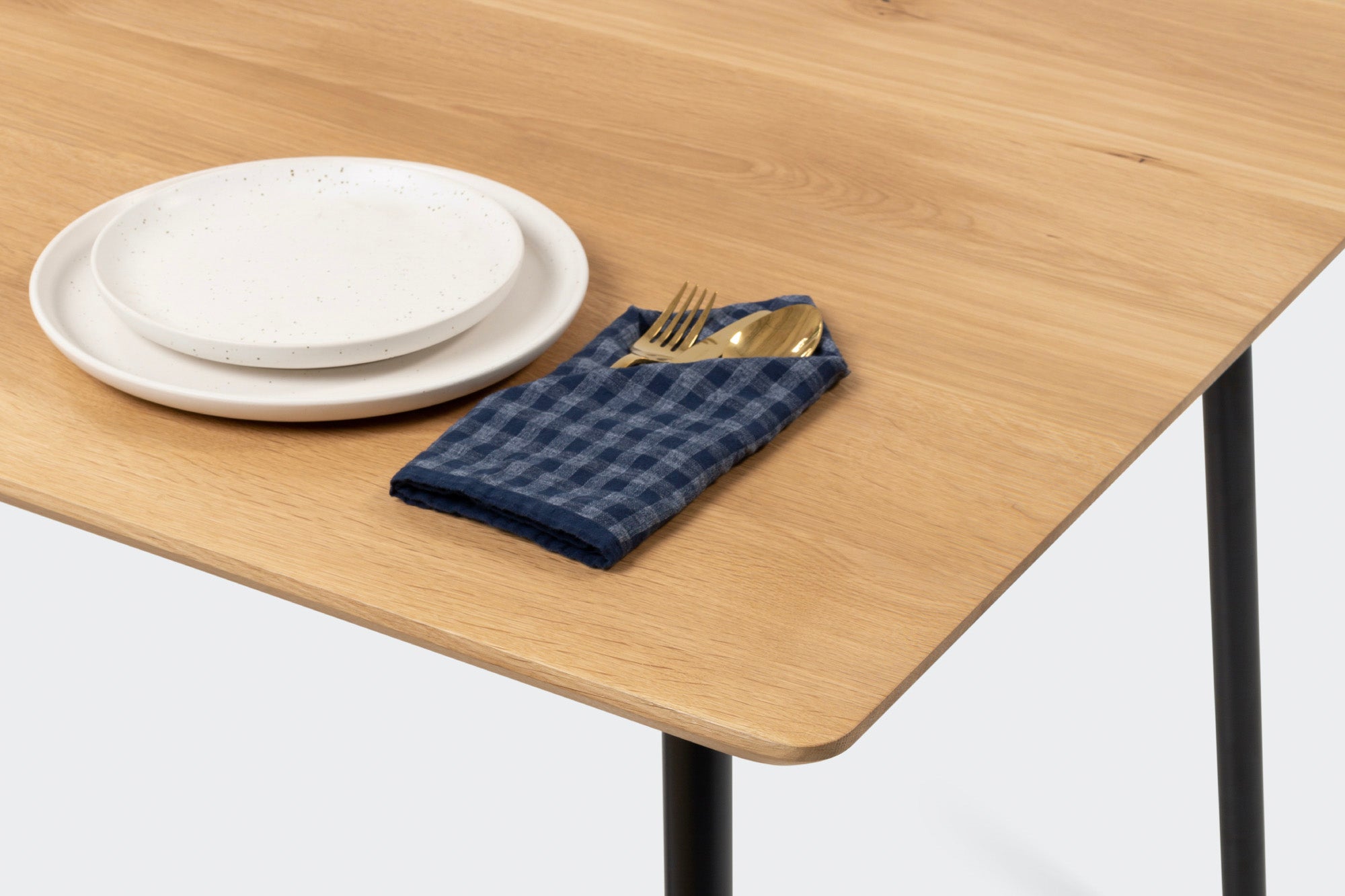 MARTA | Oak Dining Table