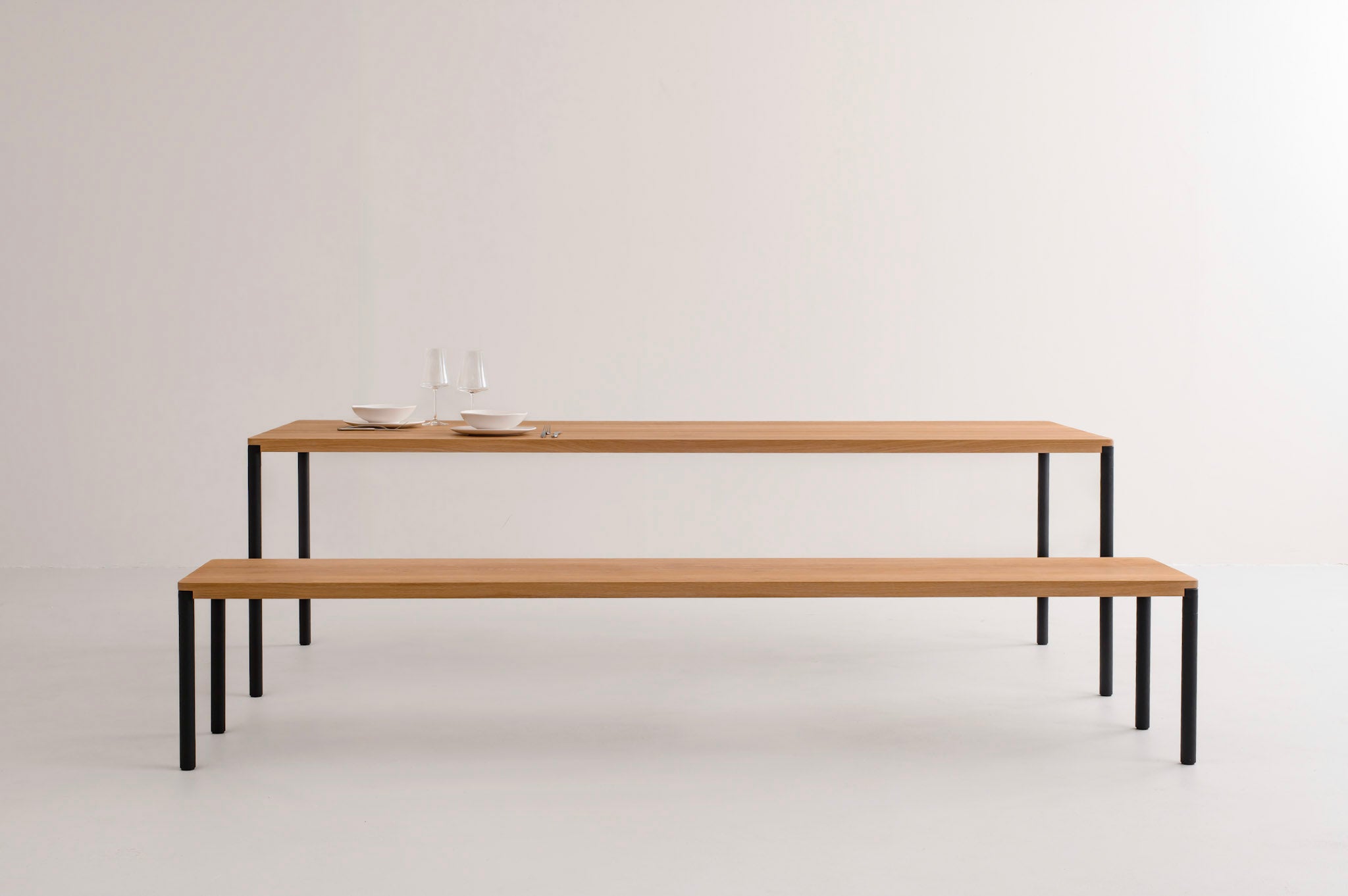 FRANKIE | Eikenhouten tafel