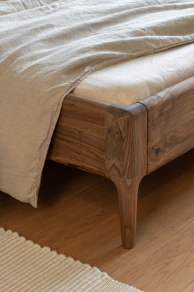 LÜNA | Bettgestell image 19