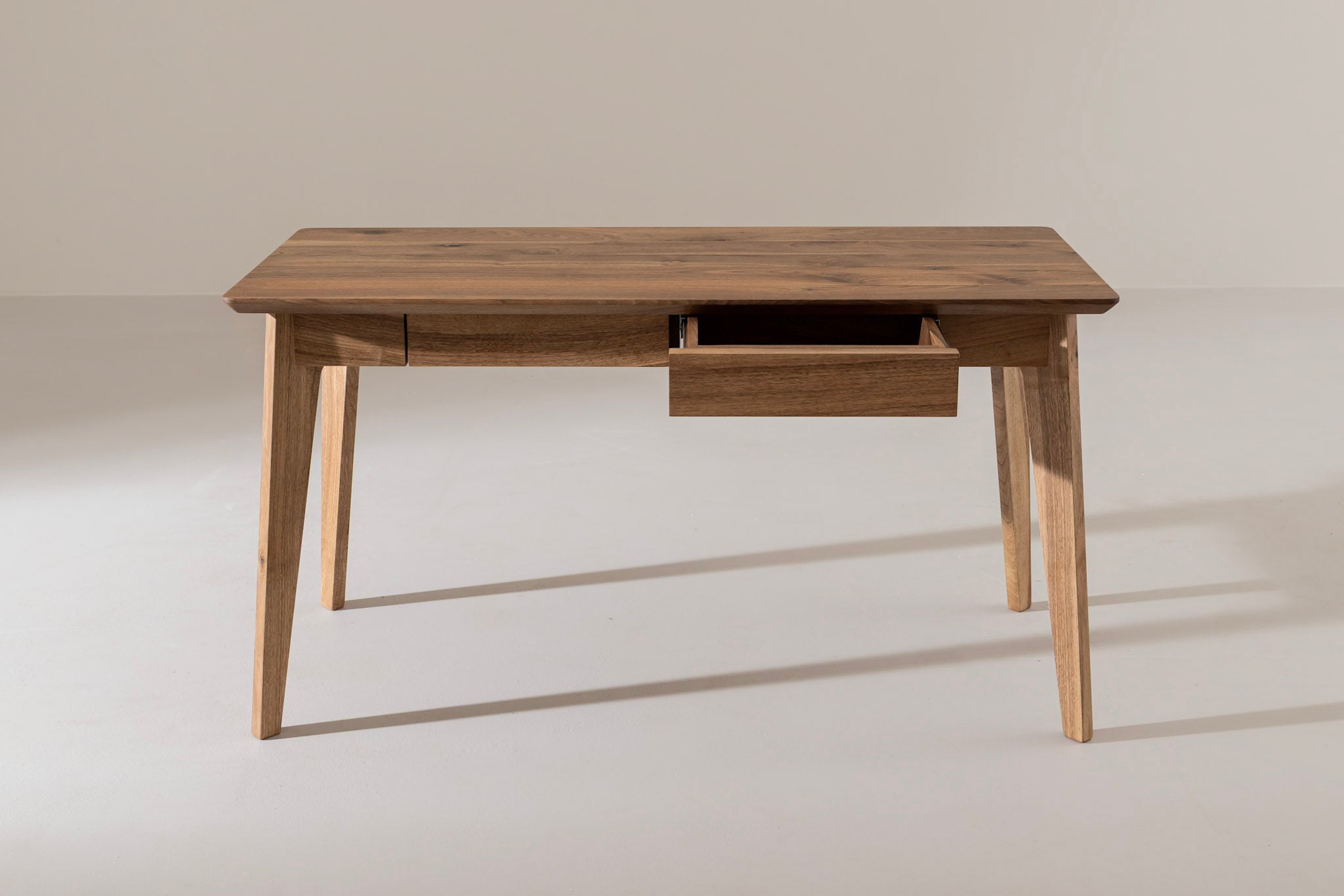 AMBER Bureau image 24
