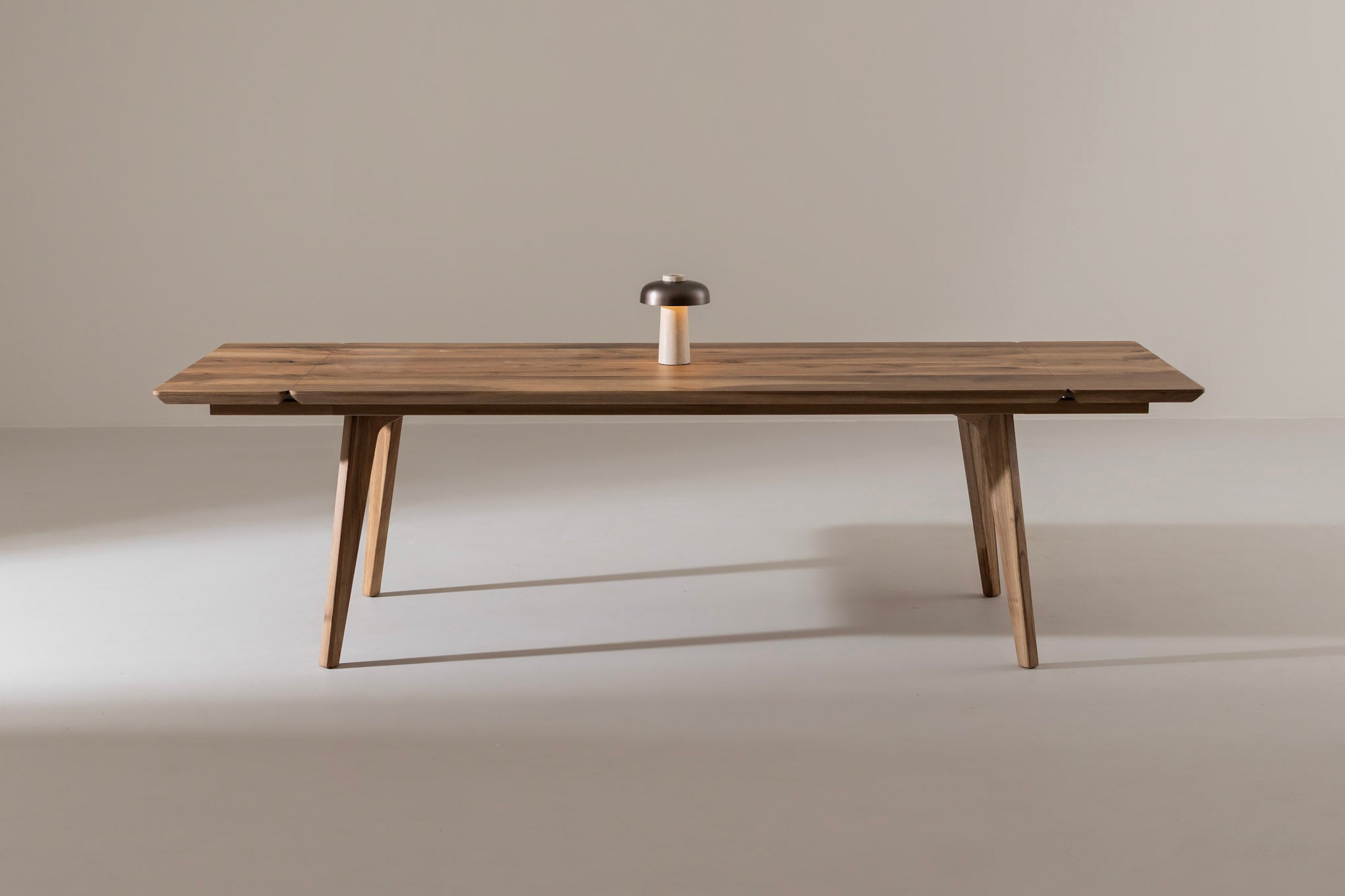 AMBER Table à manger extensible en Noyer