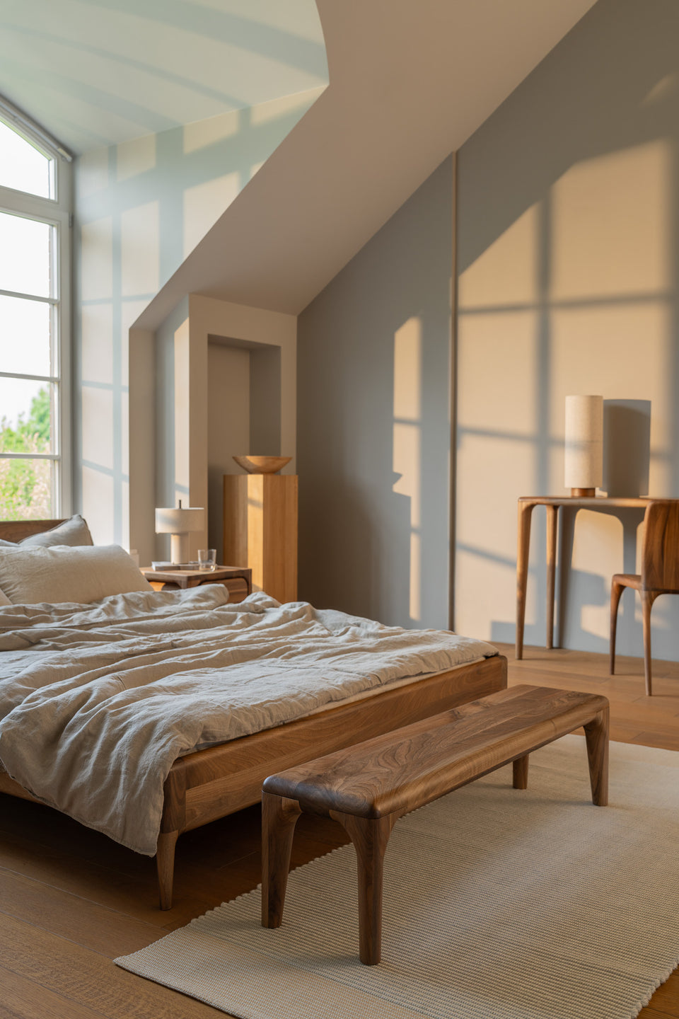 Design soustractif avec arêtes adoucies et angles arrondis