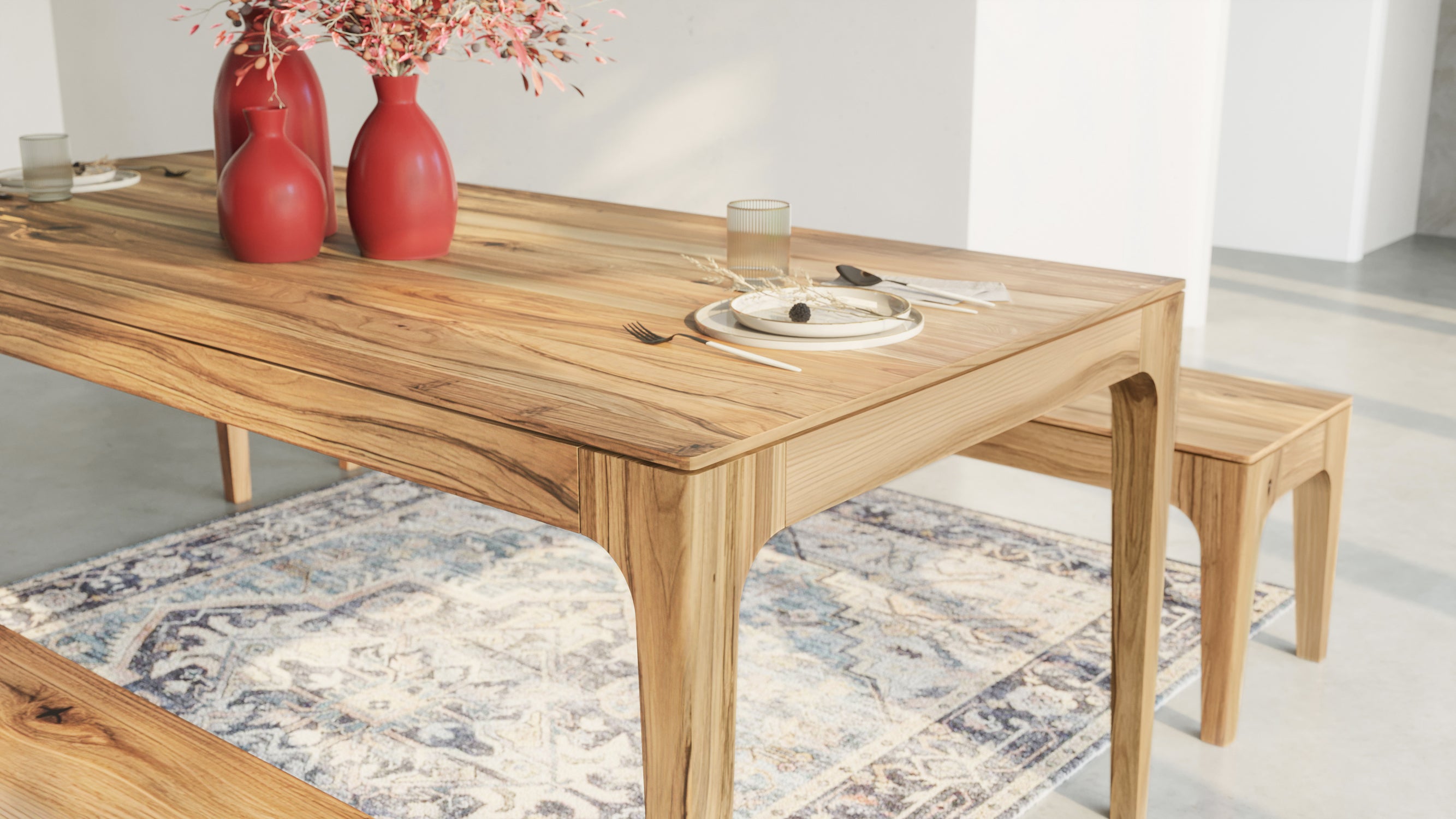CAROLINA | Walnut Dining Table