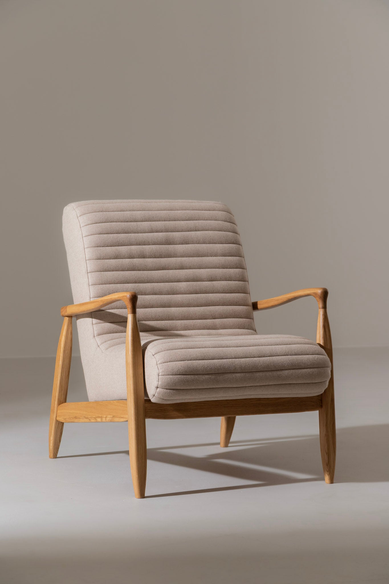 LAICA Armchair and Ottoman image 4