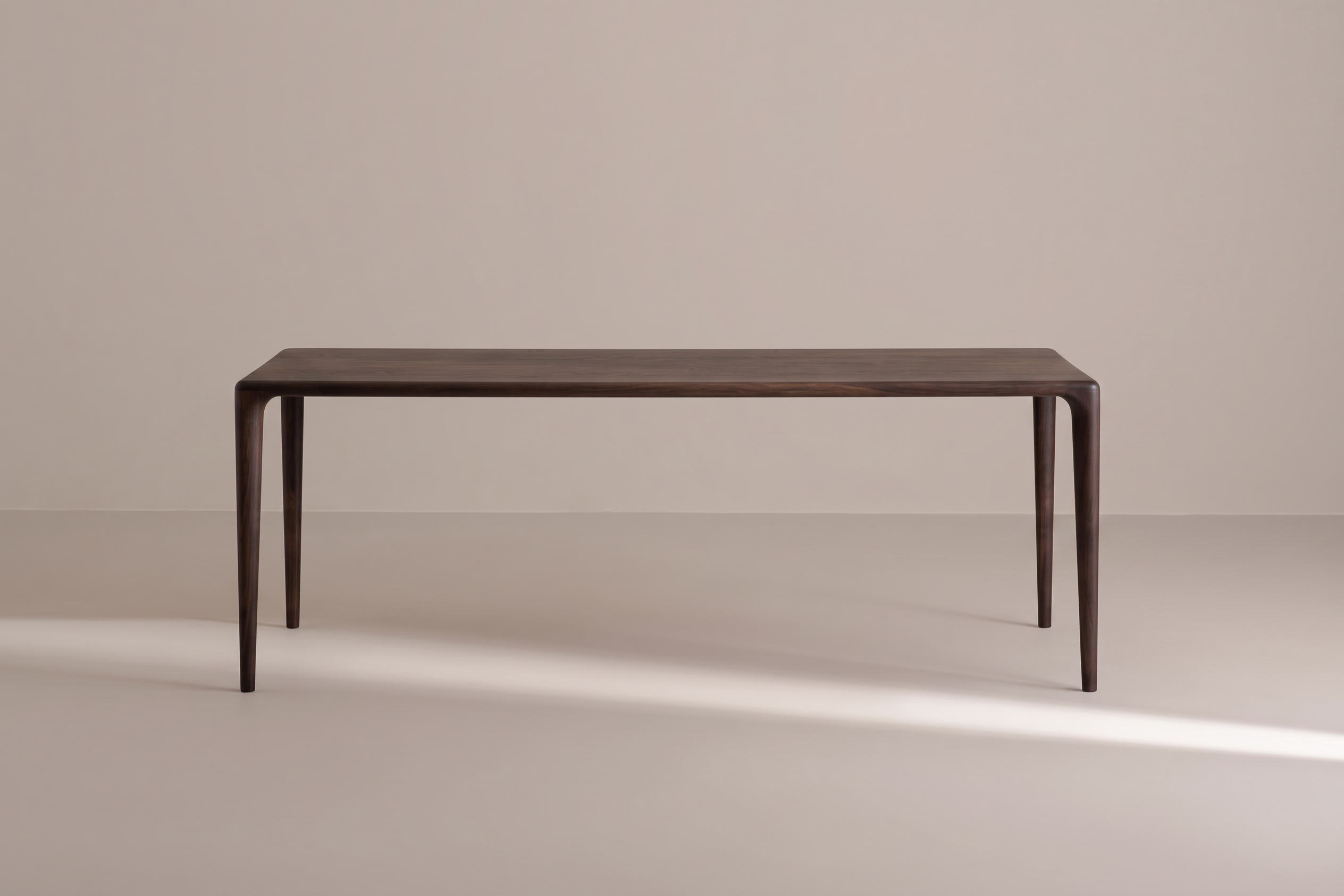 LÜNA Dining Table image 69