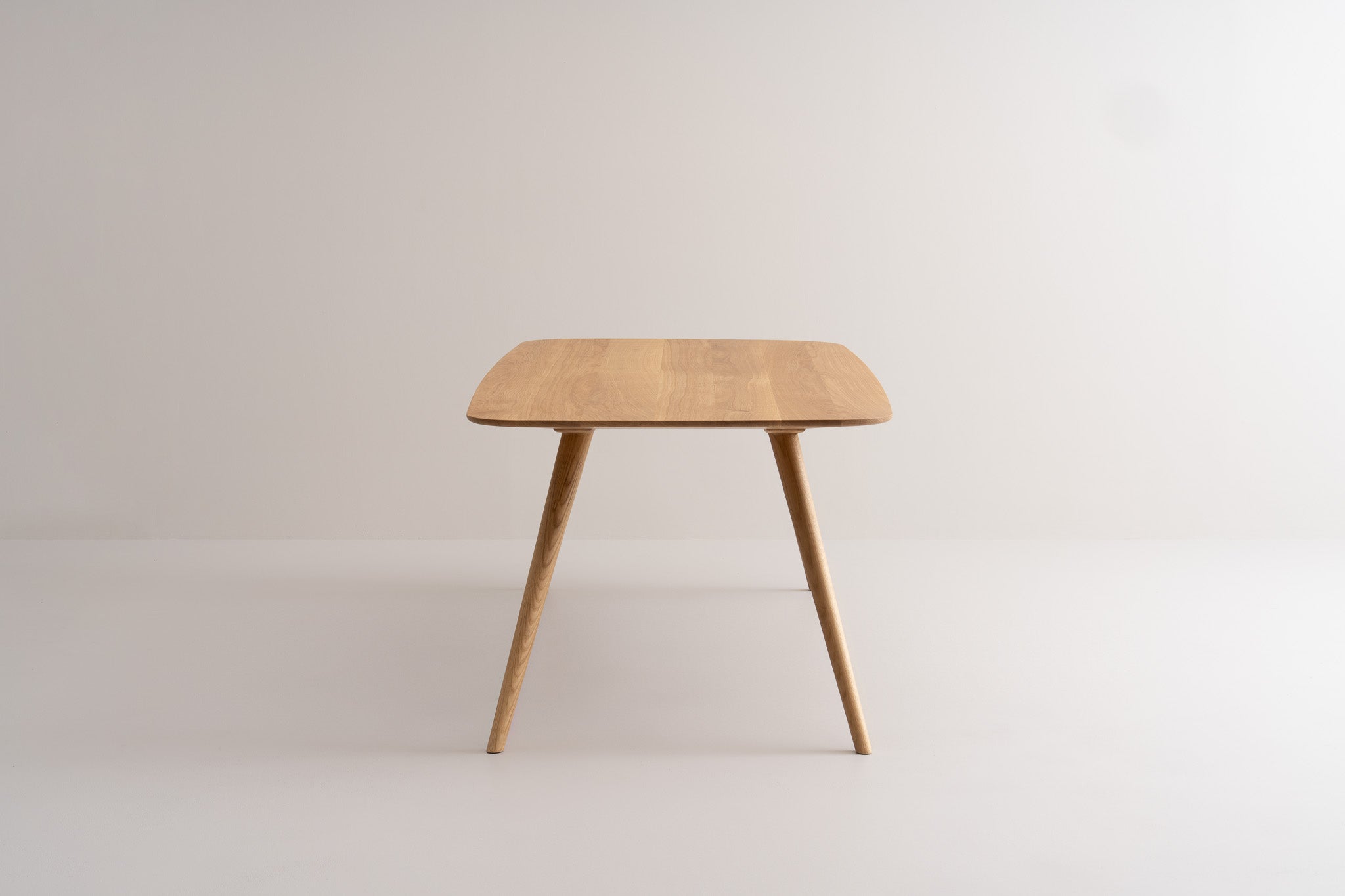 TAVI | Table à manger